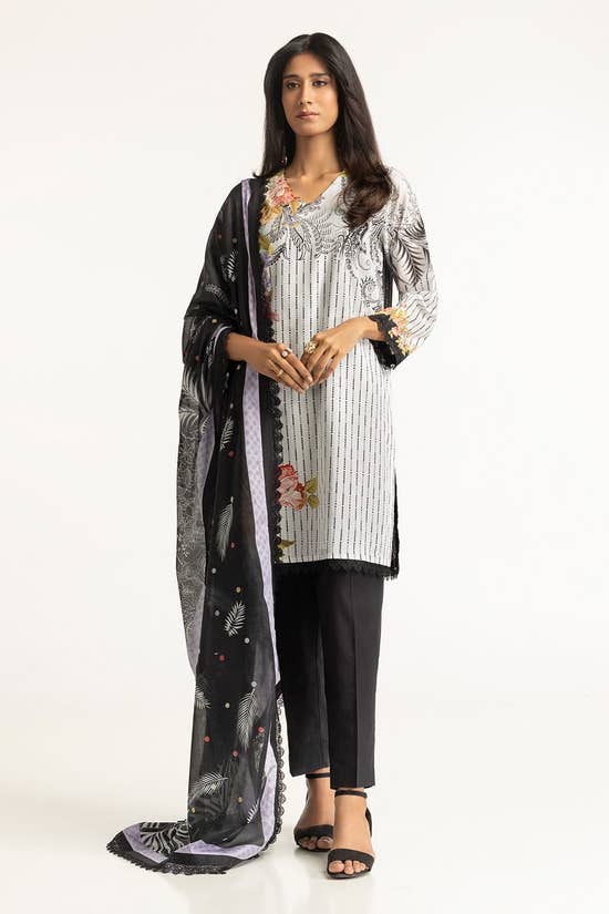 3 Piece Diamantes Lawn Print Suit IUSTKSD-84