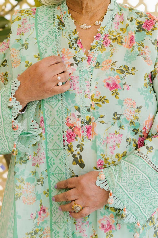 3 Piece Unstitched Printed Lawn Suit CL-52198 A